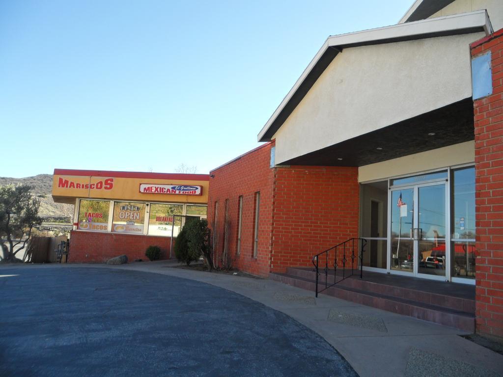 Econo Lodge Gorman Екстериор снимка