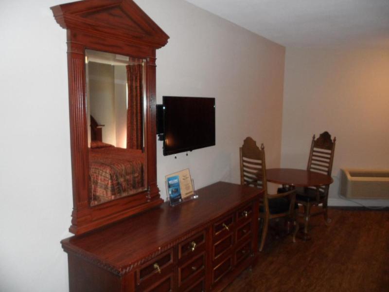 Econo Lodge Gorman Екстериор снимка