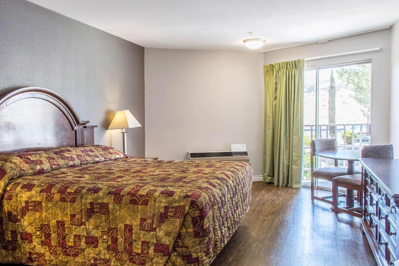 Econo Lodge Gorman Екстериор снимка