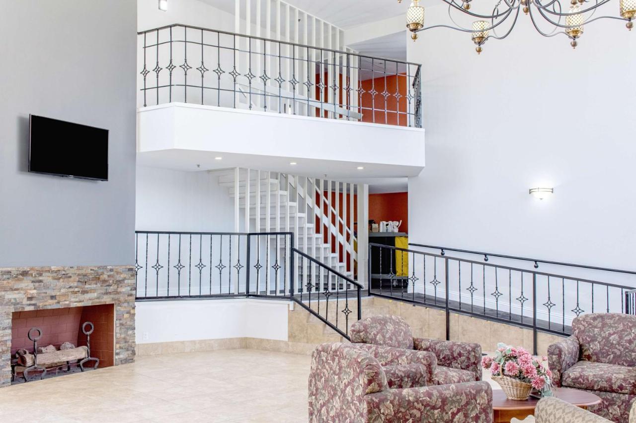 Econo Lodge Gorman Екстериор снимка